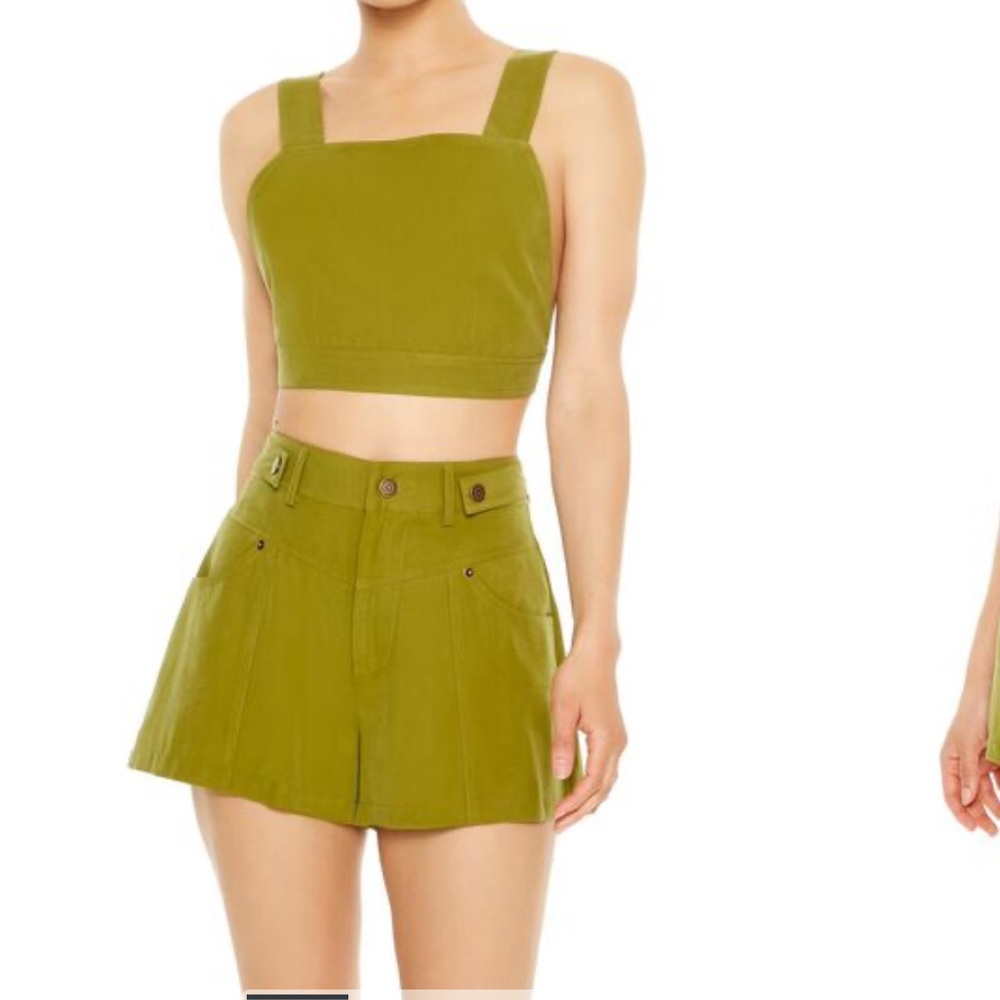 Olive Green Strappy Crisscross Crop Top